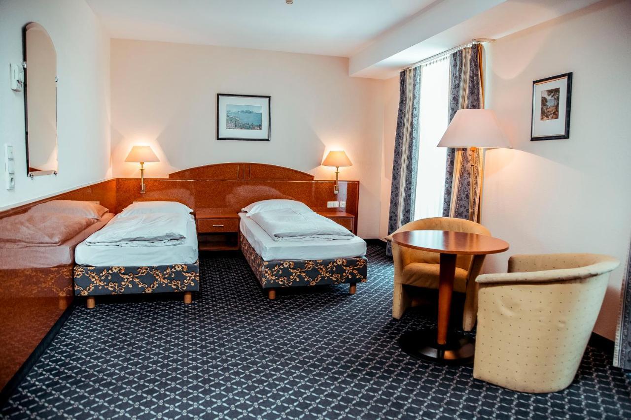 Shodlik Palace Tasjkent Værelse billede